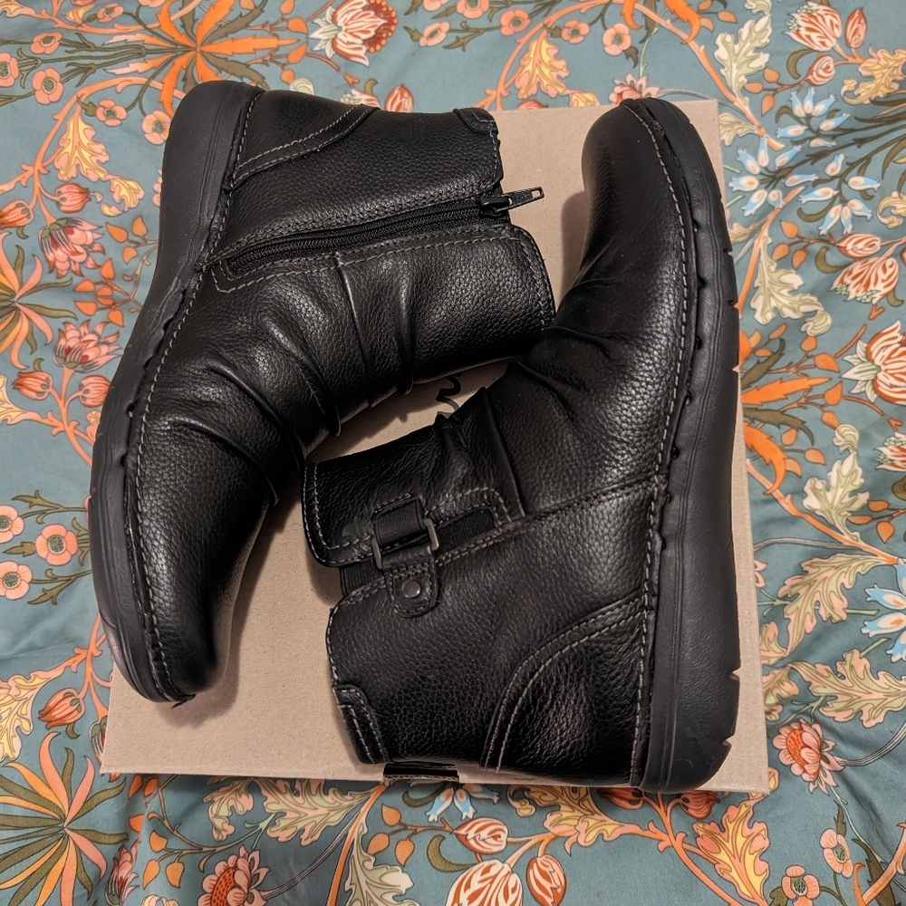 Clarks Unloop Top US Women's 8 Black Leather Ankle Boot